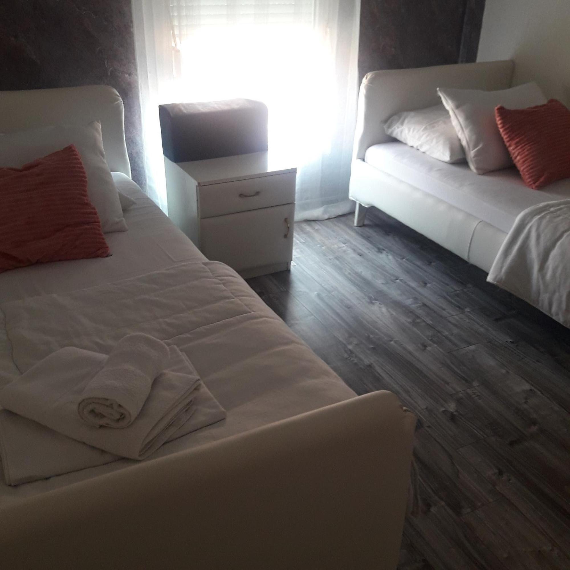 Apartmani Nis Ngoại thất bức ảnh